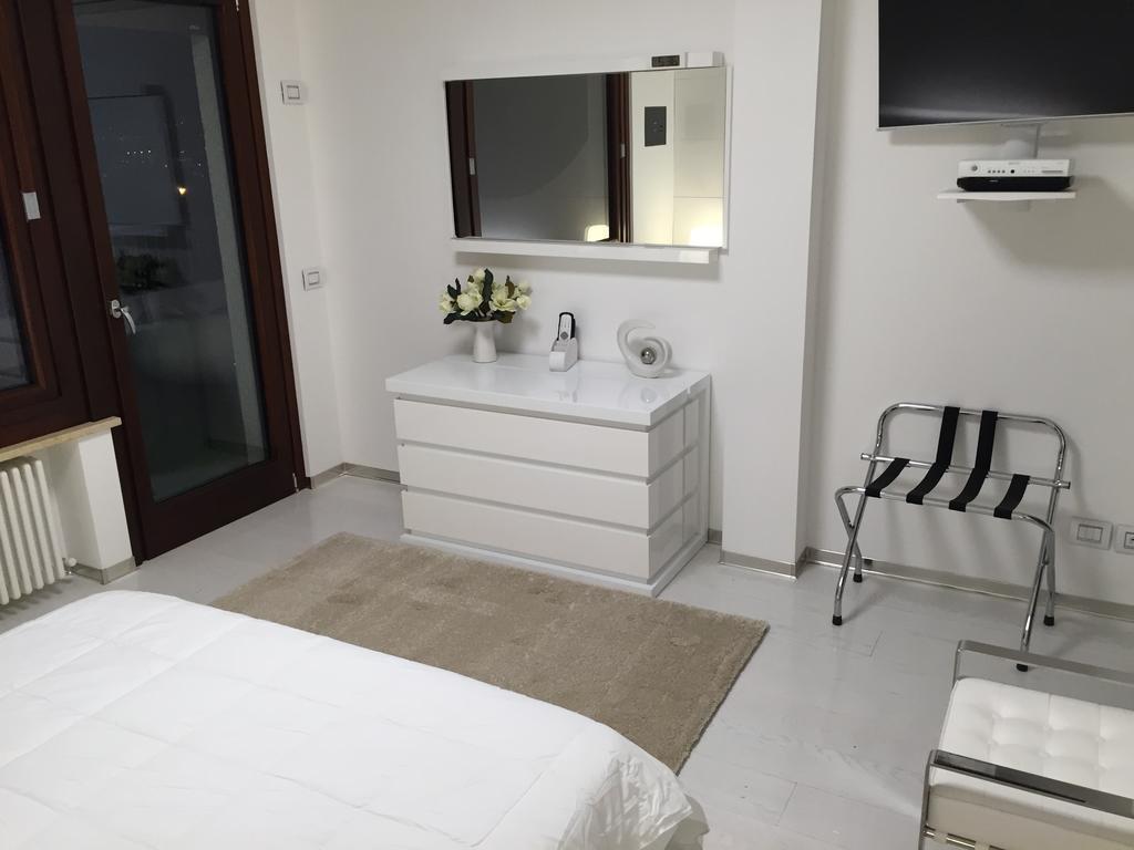 Reggio Suite Reggio di Calabria Pokoj fotografie